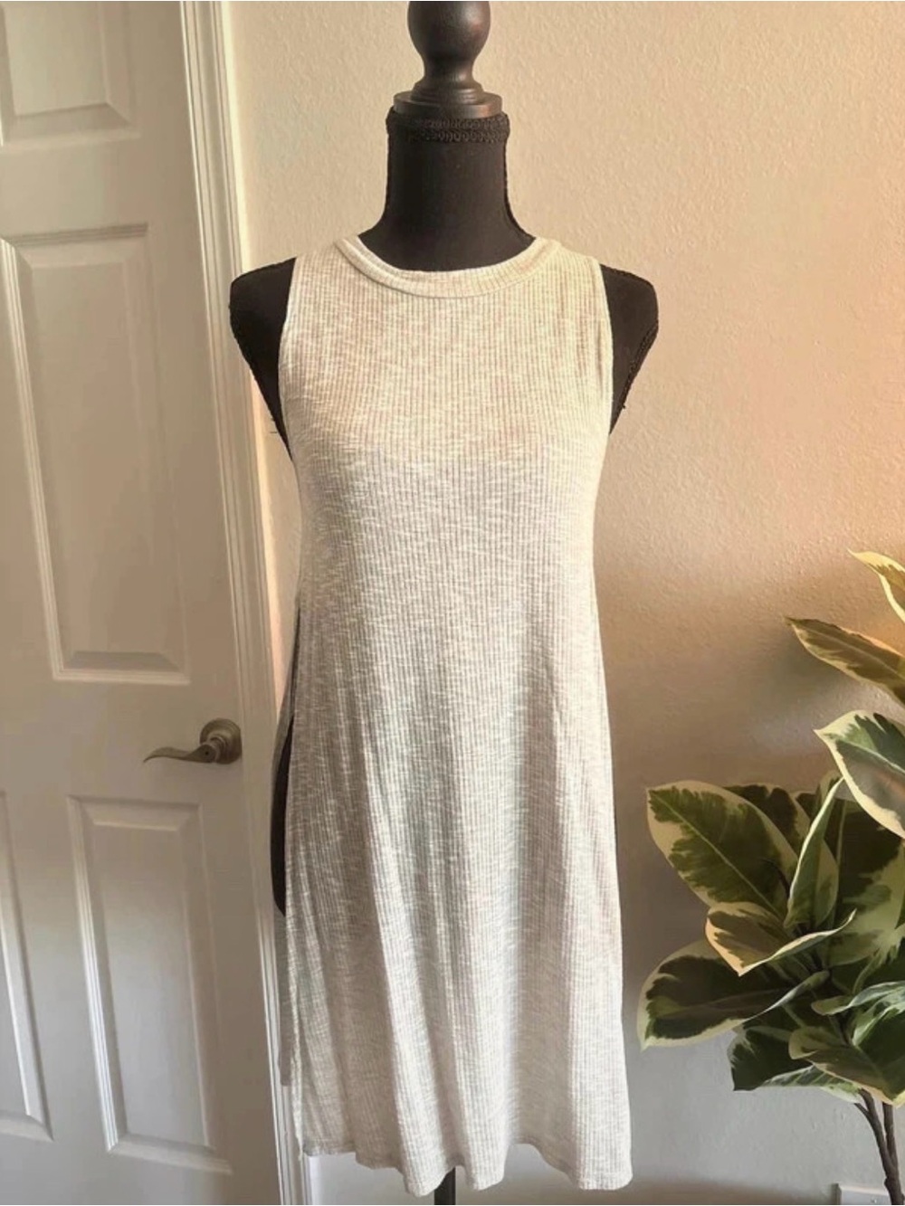 Fashion Nova Gray Ribbed Sleeveless Tunic